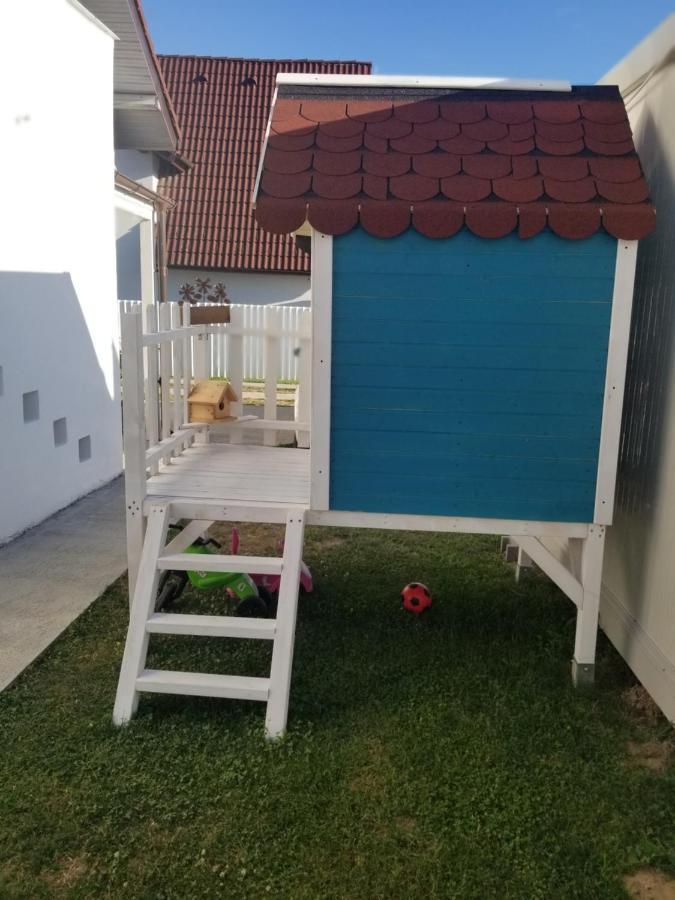 Autentic Adorabil Apartment Albestii Paminteni Exterior photo